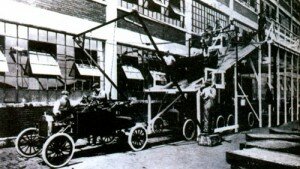 Конвейер Форда. Фото 1914 г.