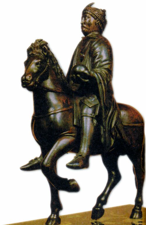 Бронзовая конная статуя Карла Великого. IX в.