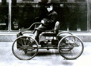 Генри Форд на своем квадроцикле