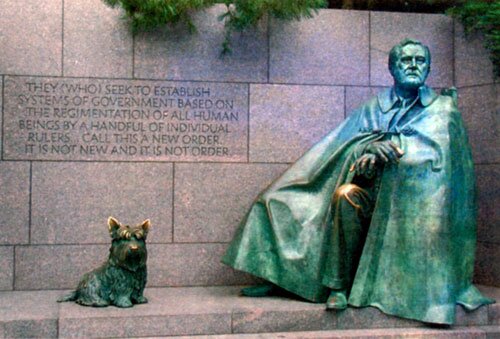Мемориал Франклина Рузвельта в Вашингтоне